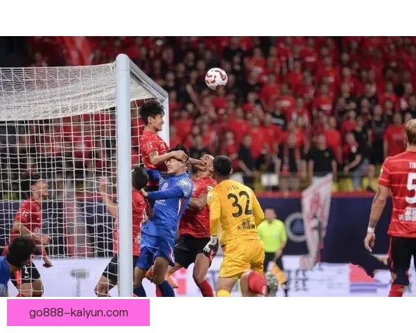 中国队韦世豪边路表现稳定，逐渐成为球队进攻的关键人物